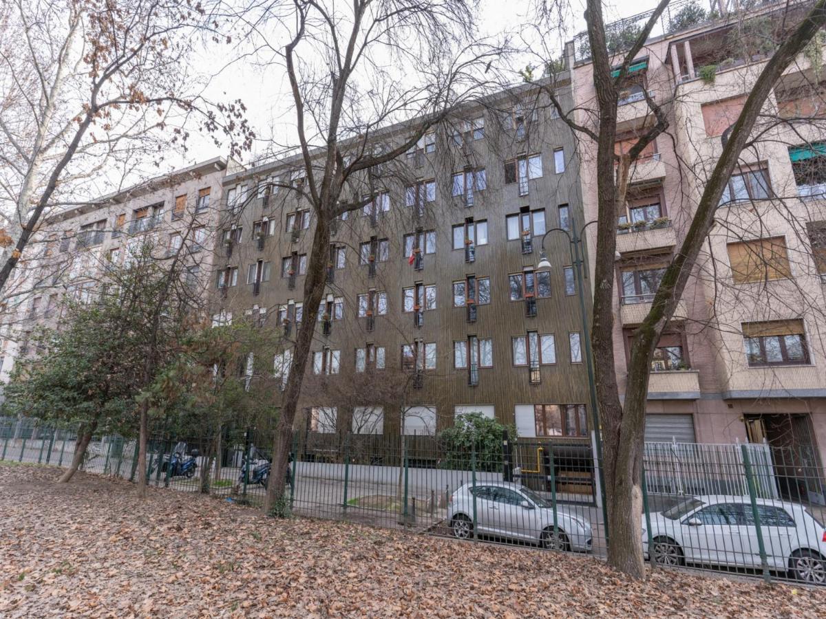 The Best Rent - Gorgeous One-Bedroom Apartment In Ticinese Milão Exterior foto