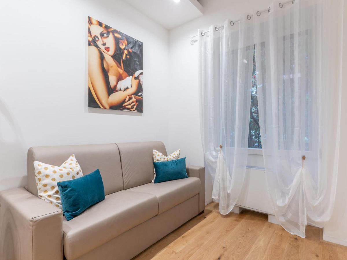 The Best Rent - Gorgeous One-Bedroom Apartment In Ticinese Milão Exterior foto