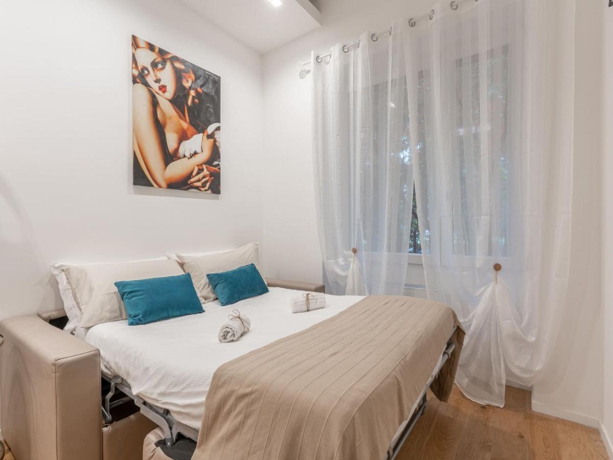 The Best Rent - Gorgeous One-Bedroom Apartment In Ticinese Milão Exterior foto